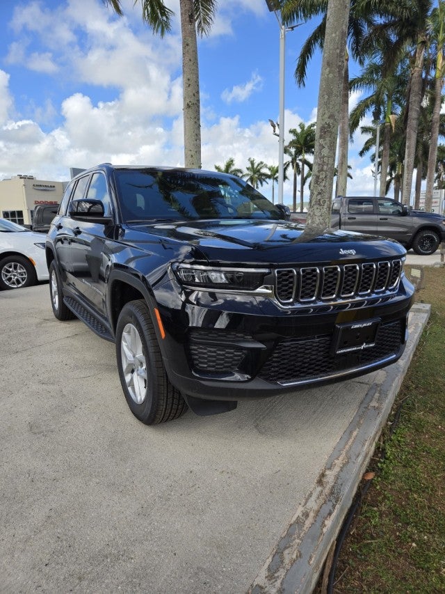 2025 Jeep Grand Cherokee Laredo X