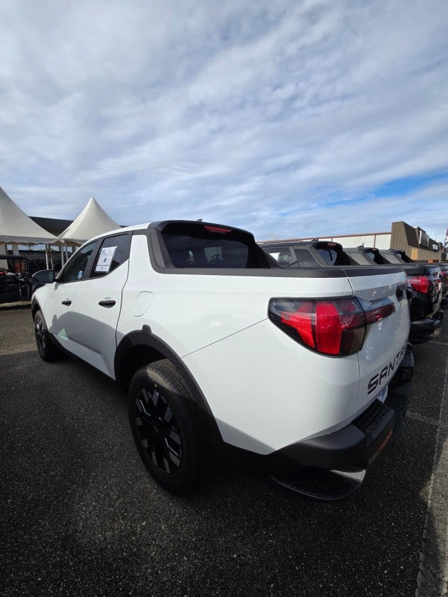 2026 Hyundai Santa Cruz SE