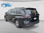 2023 Toyota Sienna LE