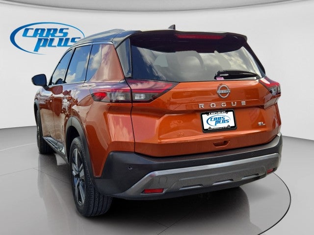 2022 Nissan Rogue SL