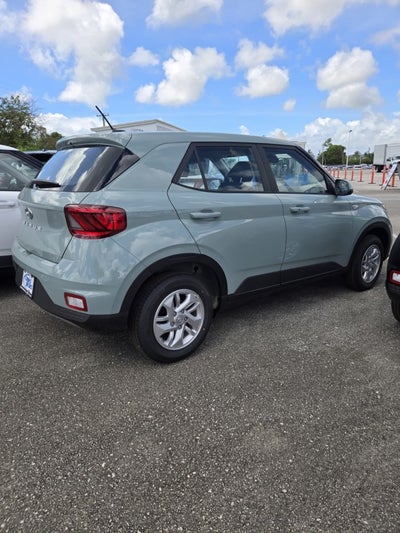 2026 Hyundai Venue SE