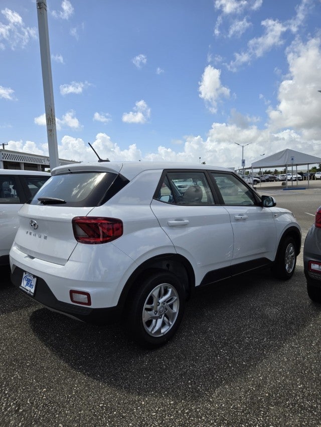 2026 Hyundai Venue SE